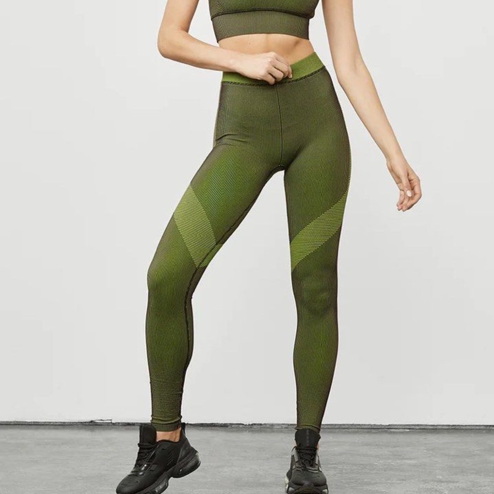 Alo yoga leggings size large